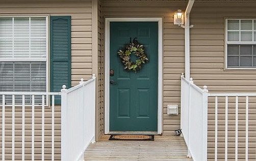 3rd image of 32 Golfshores Dr APT 16