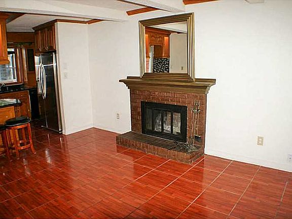 4th image of 4208 Westchester Cir