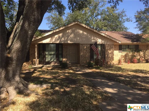 2206 Stagecoach Trl, Temple, TX 76502
