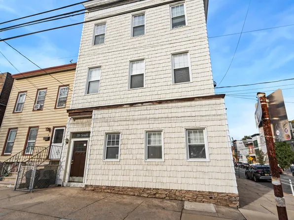 70 South Street image 21 of 23