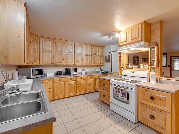 4th image of 210 An County Rd #2604