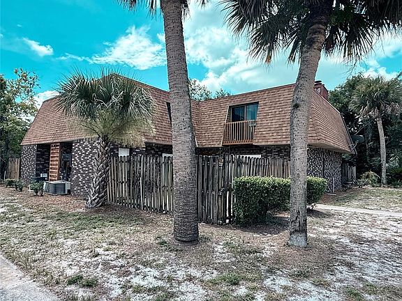 3rd image of 202 Terrace Ct