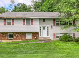 29 Astor Pl, Monsey, NY 10952