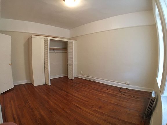 4th image of 2530 Ocean Ave APT 2A