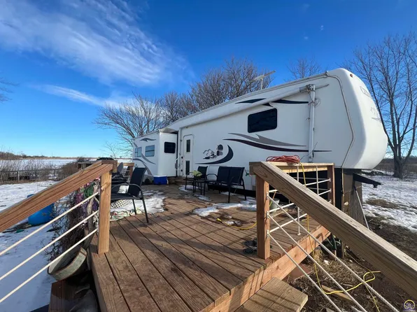 23124 S Stanley Rd, Quenemo, KS 66528
