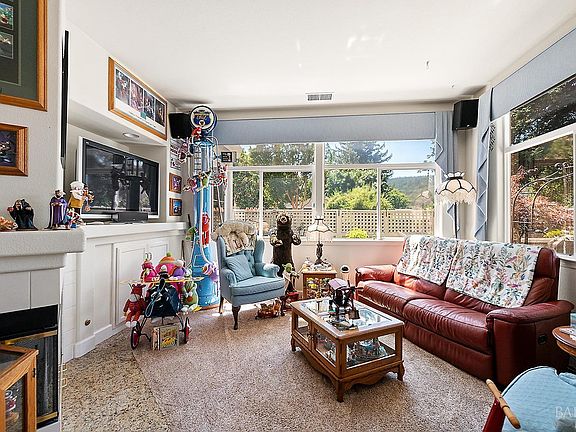 3rd image of 6519 Pine Valley Drive