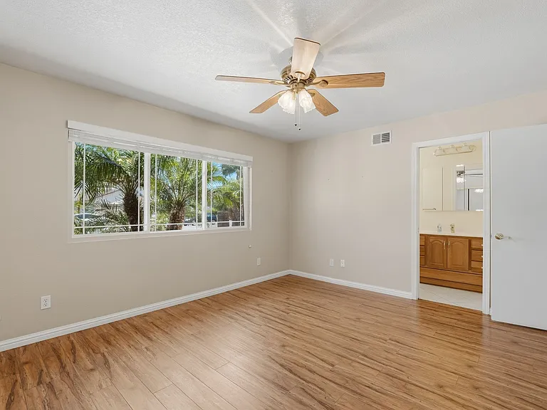 754 Guava Ave — Photo 18
