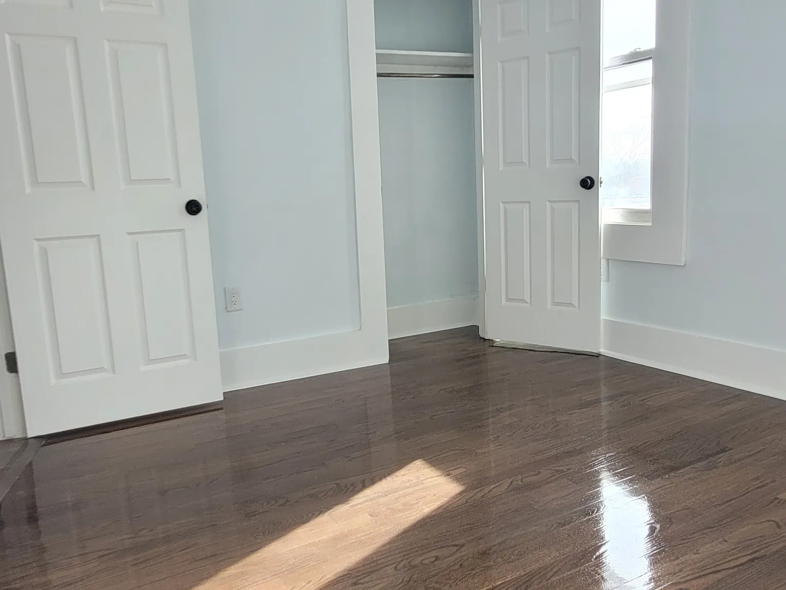 3 bed, 1800 sqft, $2,200 — Photo 3
