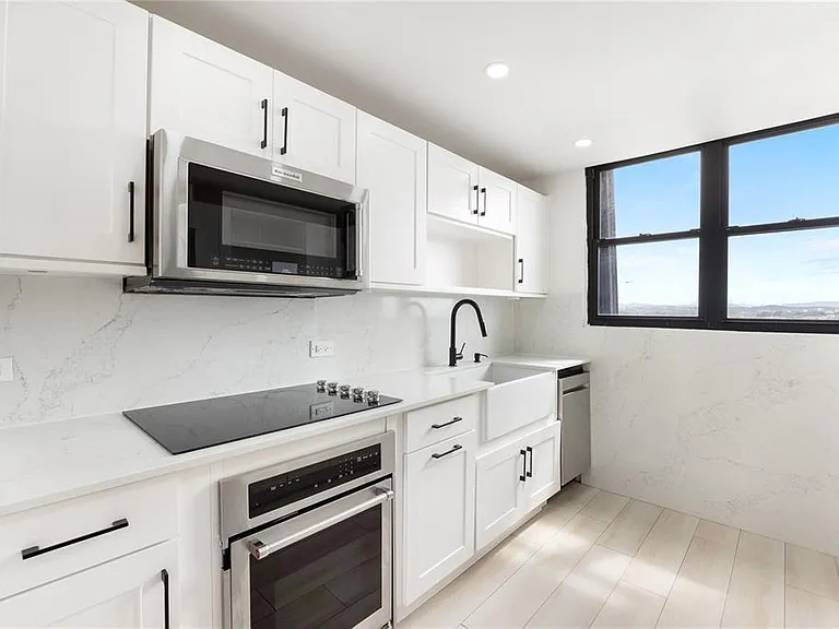 2306 Calle Laurel 11 E #11-E — Photo 10