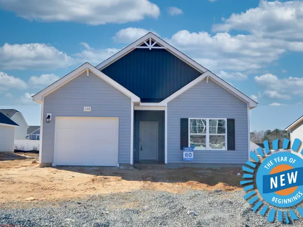 128 Meadow Sage St, Raeford, NC 28376