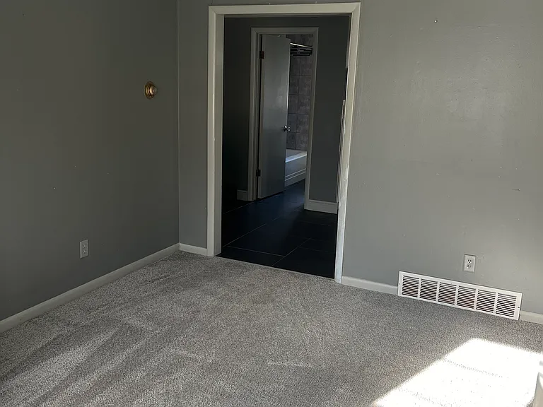 86 1/2 Fisher Rd #1/2 — Photo 28