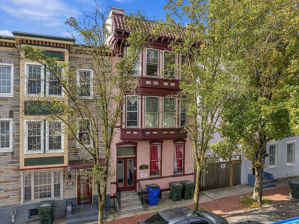 1st image of 121 Franklin St #4