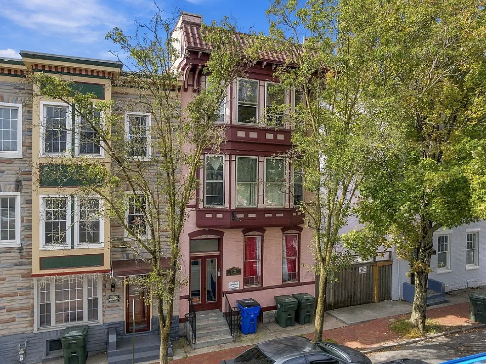 121 E Franklin St #4