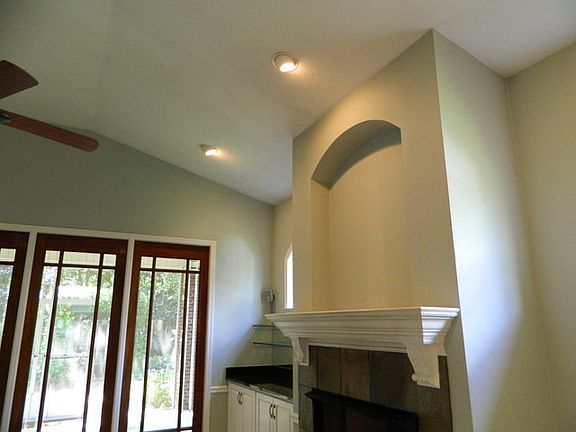 4th image of 1425 Vieux Carre Dr