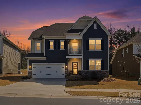 4044 Whipcord Dr, Waxhaw, NC 28173
