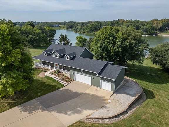 4th image of 906 Ridgeview Ct
