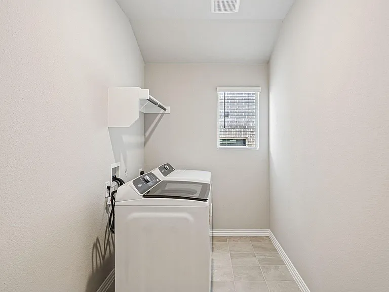 602 Midnight Oak Dr — Photo 33