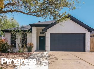 6101 Rising Meadow Dr, Arlington, TX 76018