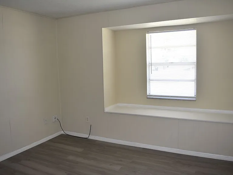 3134 Edgewood Dr NE — Photo 26