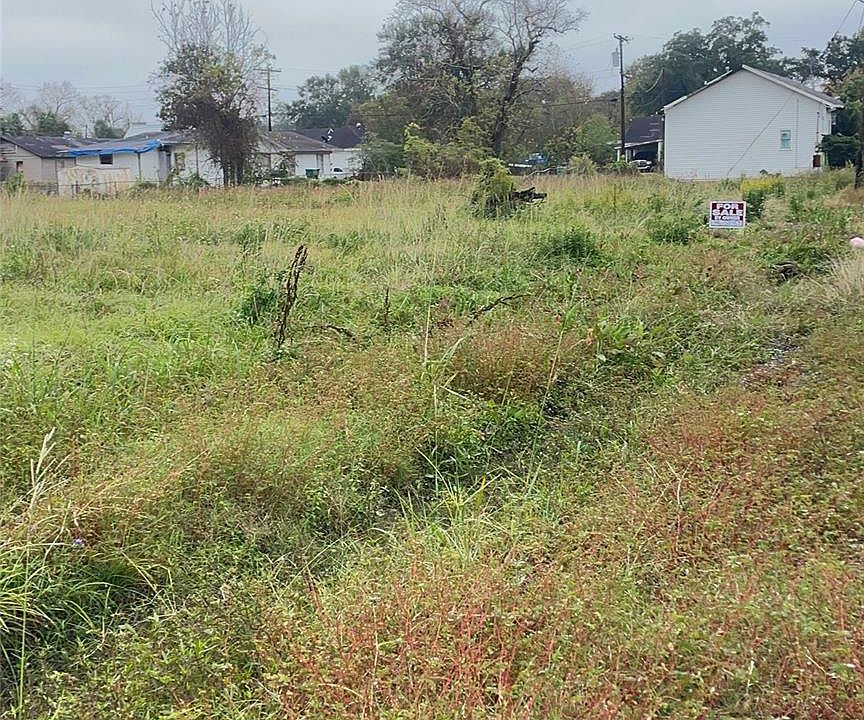 1st image of 1110 N 13th St Lot 16