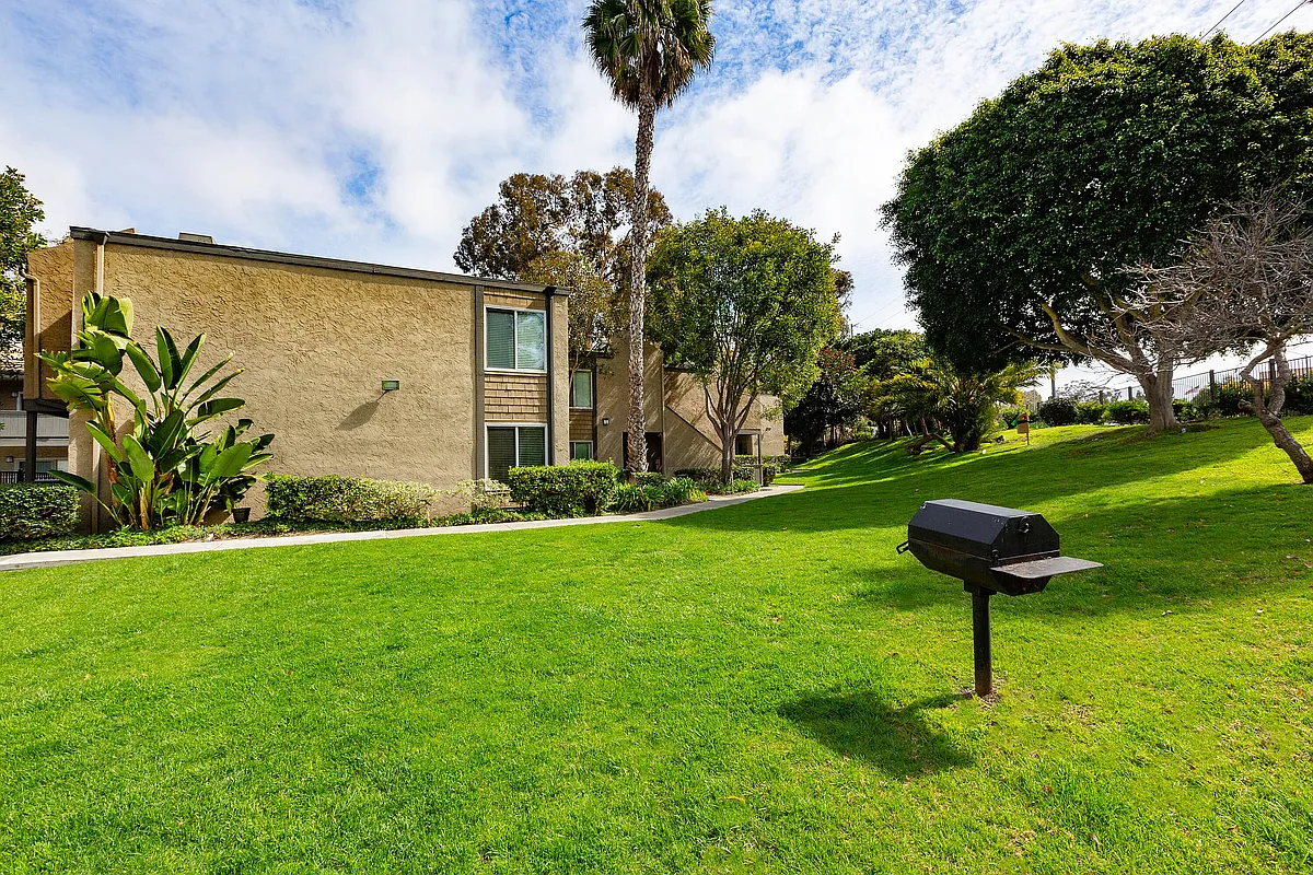 Building Photo - Elan Seacrest Apartment Homes