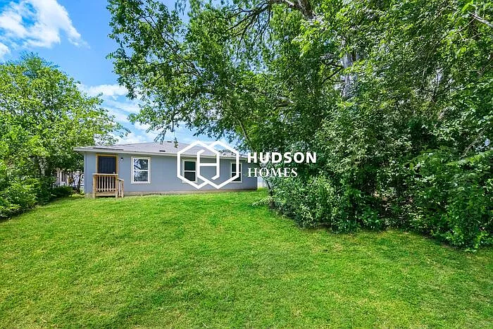 574 Morningview Dr — Photo 12