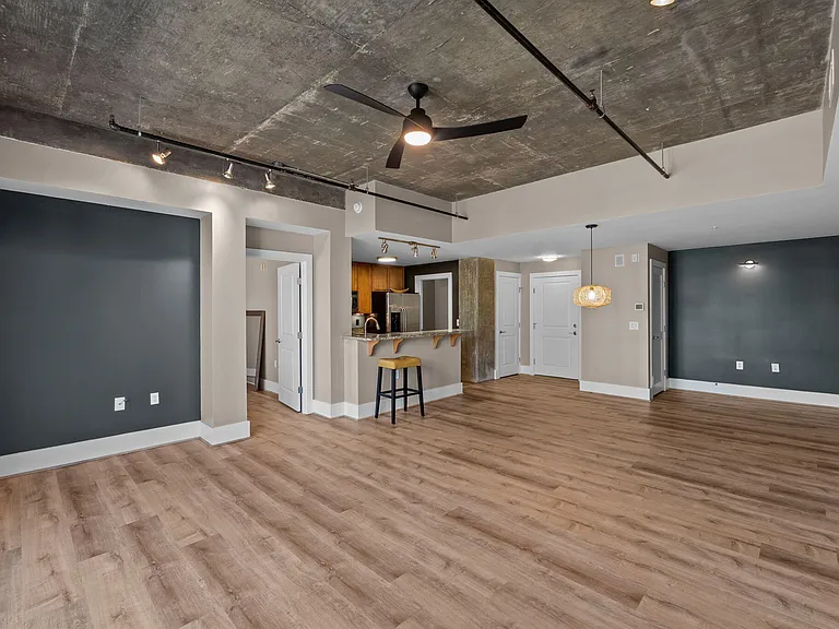 444 Blount St #205 — Photo 15