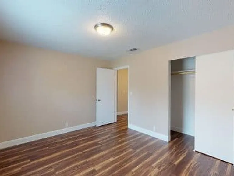 105 Michael Ave #2 — Photo 3