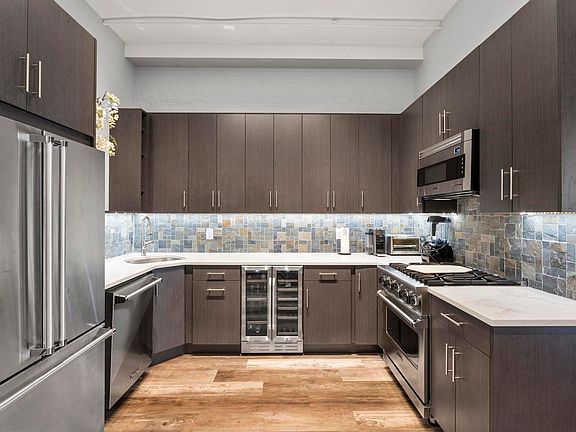 4th image of 363 Greenwich St APT 3C