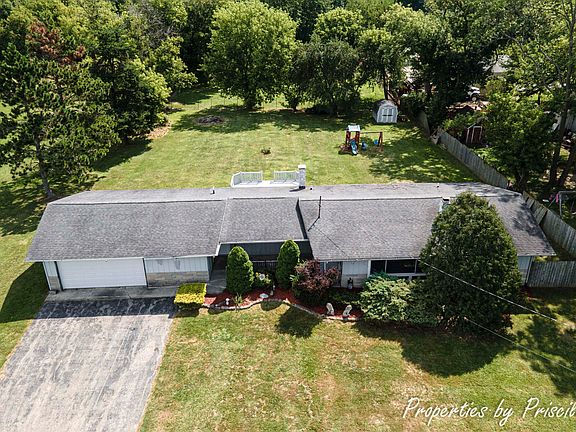 2nd image of 8446 Vinton Ave NW