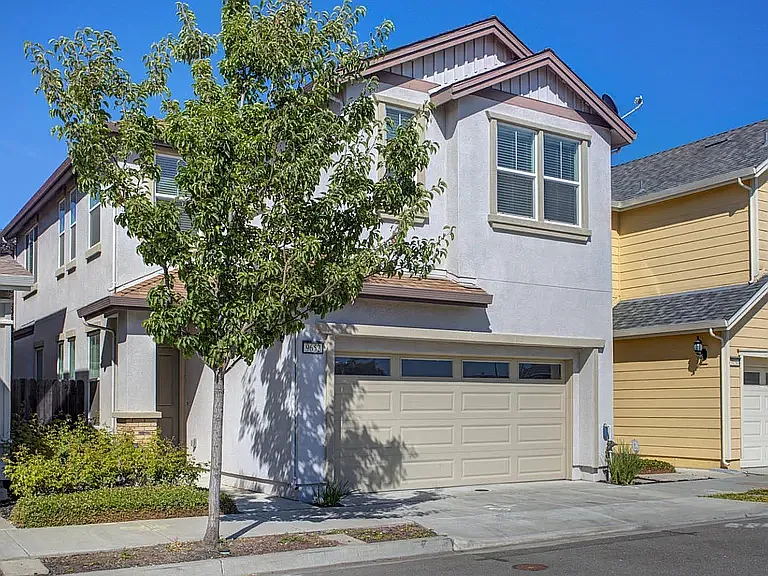 9652 Dunbar Dr — Photo 2