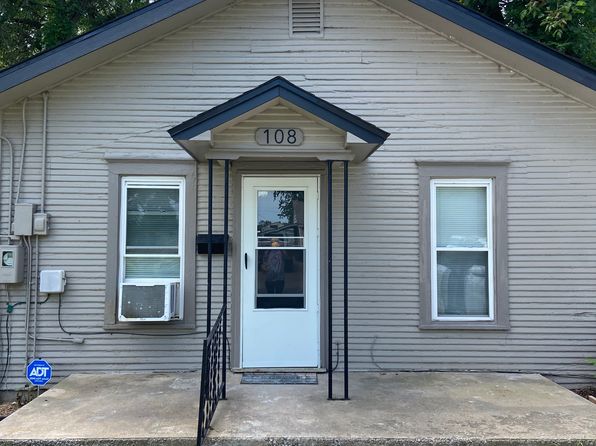 108 E 5th St