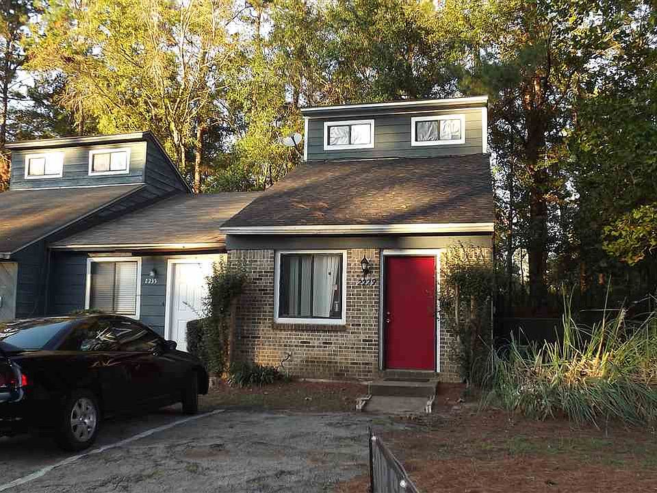 1st image of 2229 Sandpiper St #F