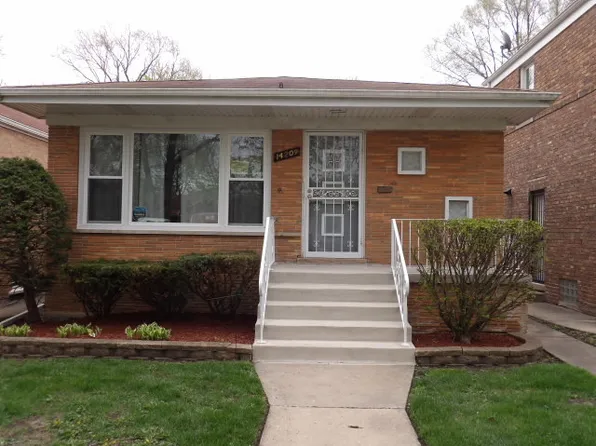 14209 S Wabash Ave, Riverdale, IL 60827