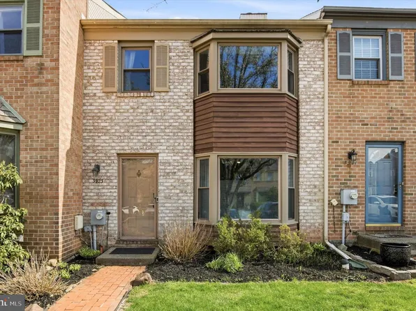 3923 Gatehouse Ln, Skippack, PA 19474