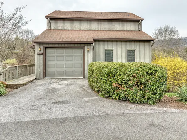 222 Willowbend Ct, Kingsport, TN 37660