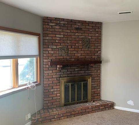 2nd image of 8 Bruce Dr