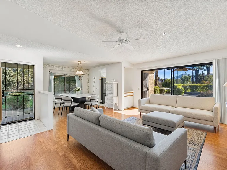 34197 Calle Mora — Photo 10