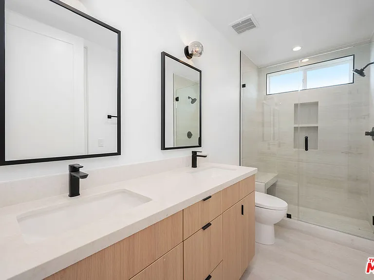 5246 Auckland Ave — Photo 12