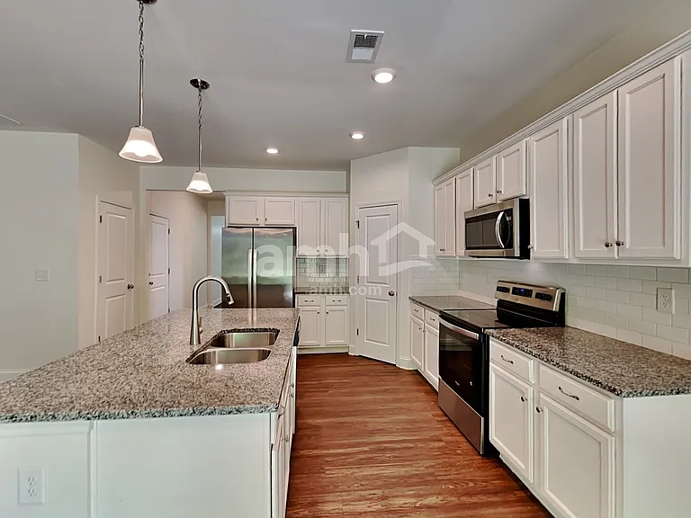2442 Napa Valley Dr — Photo 4