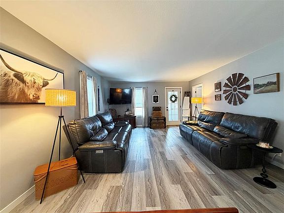 5th image of 516 West Messenger Street