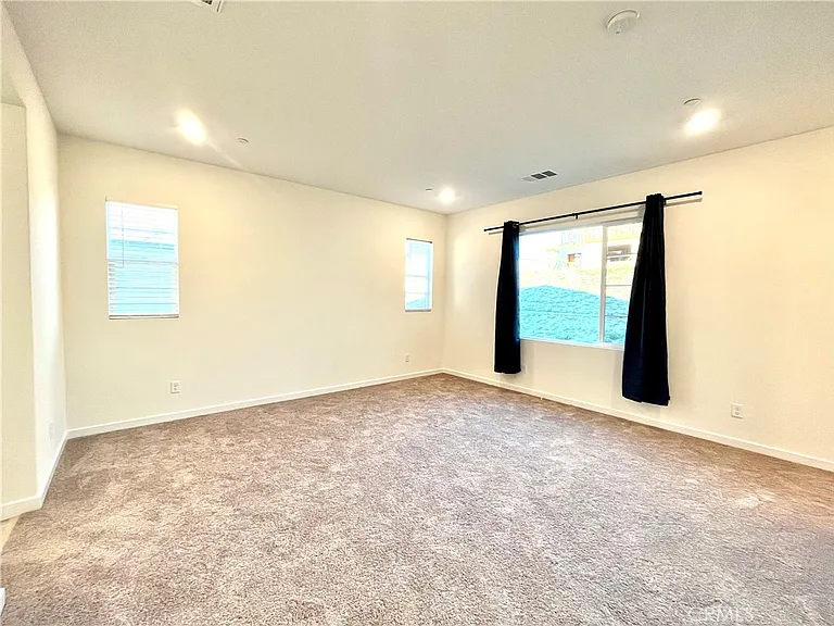 27260 Debut Pl — Photo 8