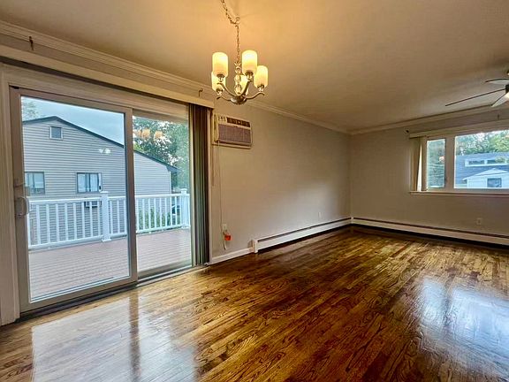 5th image of 17 Brennan St #2