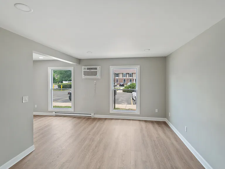 405 E Reed St #9 — Photo 11