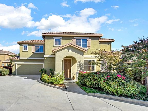 2nd image of 776 Del Mar Circle