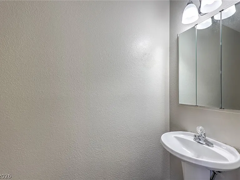 343 Greenbriar Dr #343-TOWNHOUSE — Photo 4