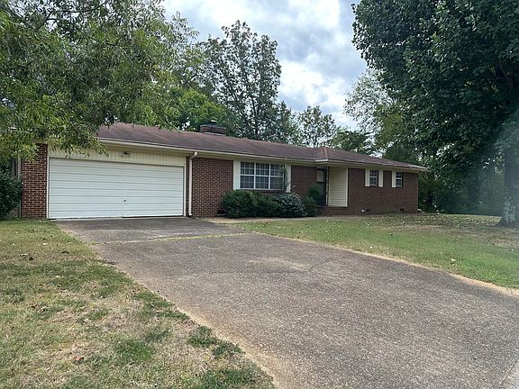 2nd image of 6202 Glenridge Ln