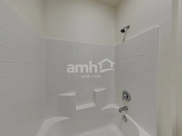 10032 W Raleigh St — Photo 16