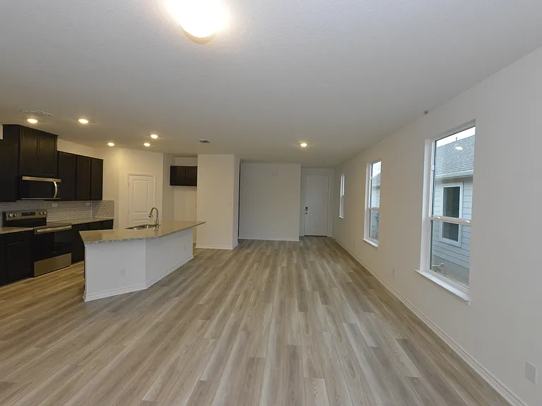 131 E Granite Shores Dr — Photo 6