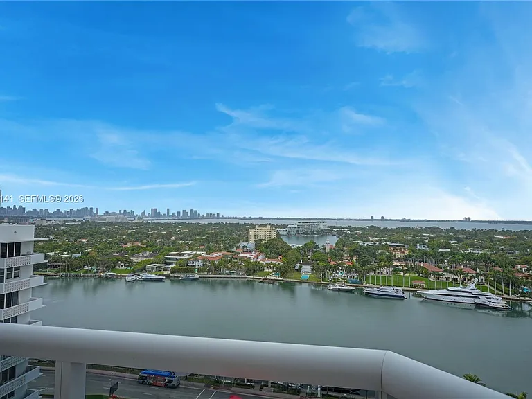 4775 Collins Ave #1806 — Photo 28